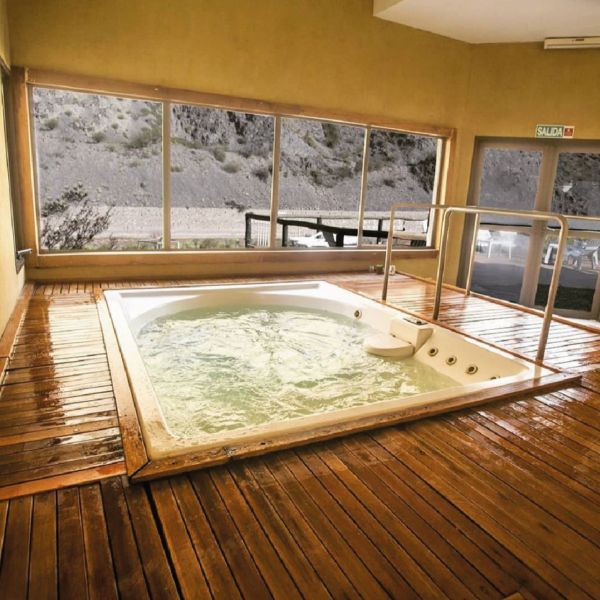 Vertientes spa - Pueblo del río