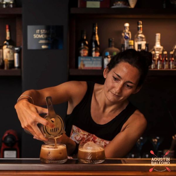 ABB Academia de Bartenders por Agustín Balegno