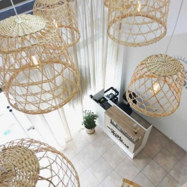 Entre Cejas y Pestañas